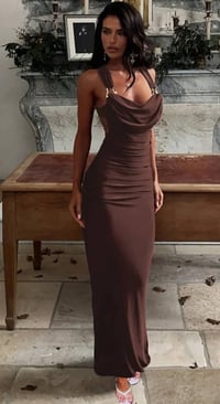 قياس 38 سعر 10 الحجز على واتساب 07766851263 اكو توصل 3 الف