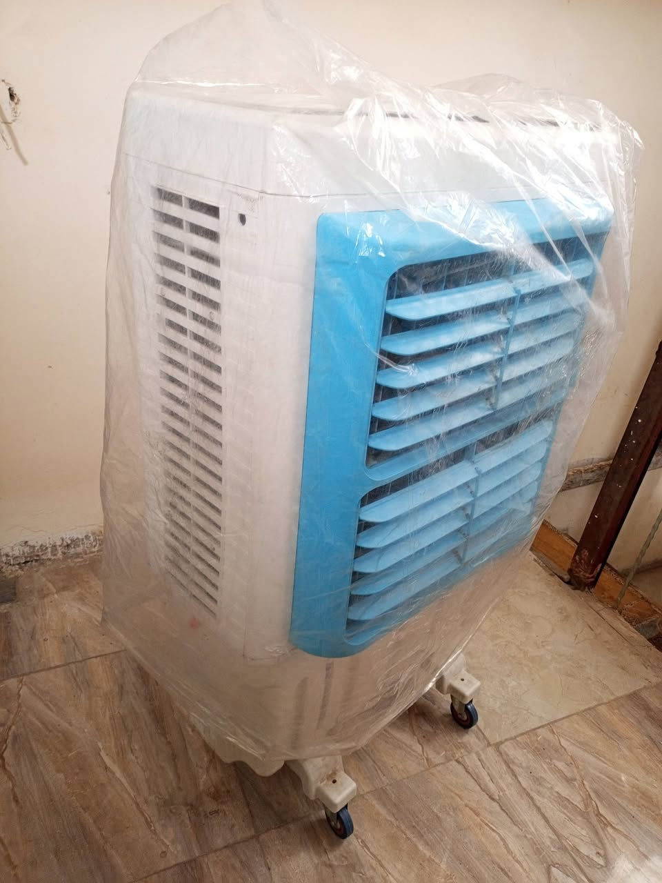 مكفيره حجم كبير عل فحص اخت جديده بعده بلايلون لسعر قفل 100لمكان زعفرانيه***********
