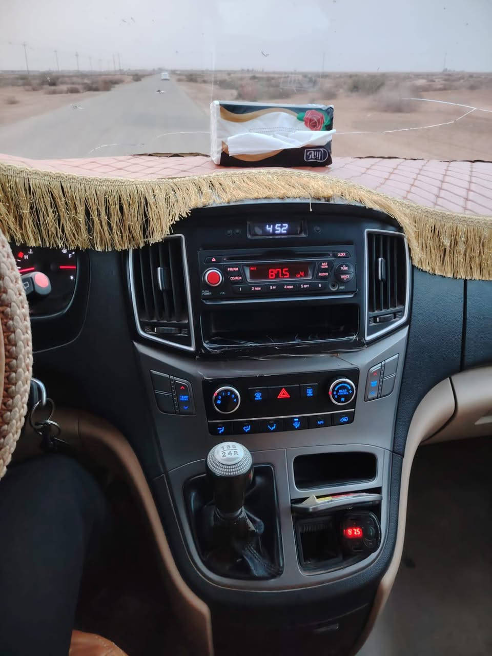 ستاركس البيع محجوزة 2019 رقم بغداد مكان السيارة ديالى مندلي/***********/***********
