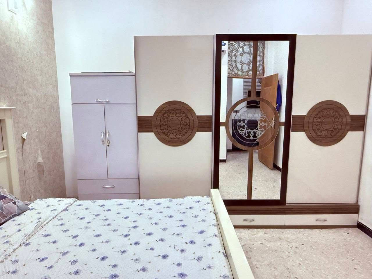 🏠 دار للبيع مساحة 120م ركن طابو زراعي سند 25
واجهة 8م نزال 15م 

✅ بناء حديث درجة اولى …..(ممكن يباع مع الأثاث)
طابق واحد/ مطبخ. هول. غرفه. صالة. مجمع صحيات. ومناور

🌍 العنوان/ حي الصحة قرب سنتر ليمونة 

#ملاحظة/ لمن يرغب بعرض عقاره يرجى مراسلتنا 
                 كذلك تحويل جميع المعاملات العقارية 
للاستفسار اكثر 
***********
***********
