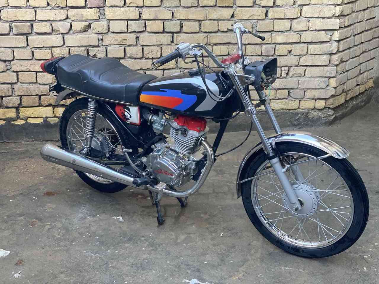 مستعجل على بيعتة اوراق اصولية شاصي نامة ١٩ تعمير ٢٤ مكفولة المكينة من كلشي الدراجة مهمولة من بدة الحجز لهسة ماطالعة للباب السعر خاص


**إذا كنت صاحب هذا الإعلان وتريد حذفه لأي سبب، رجاءا أرسل رسالة إلى الدعم الفني**