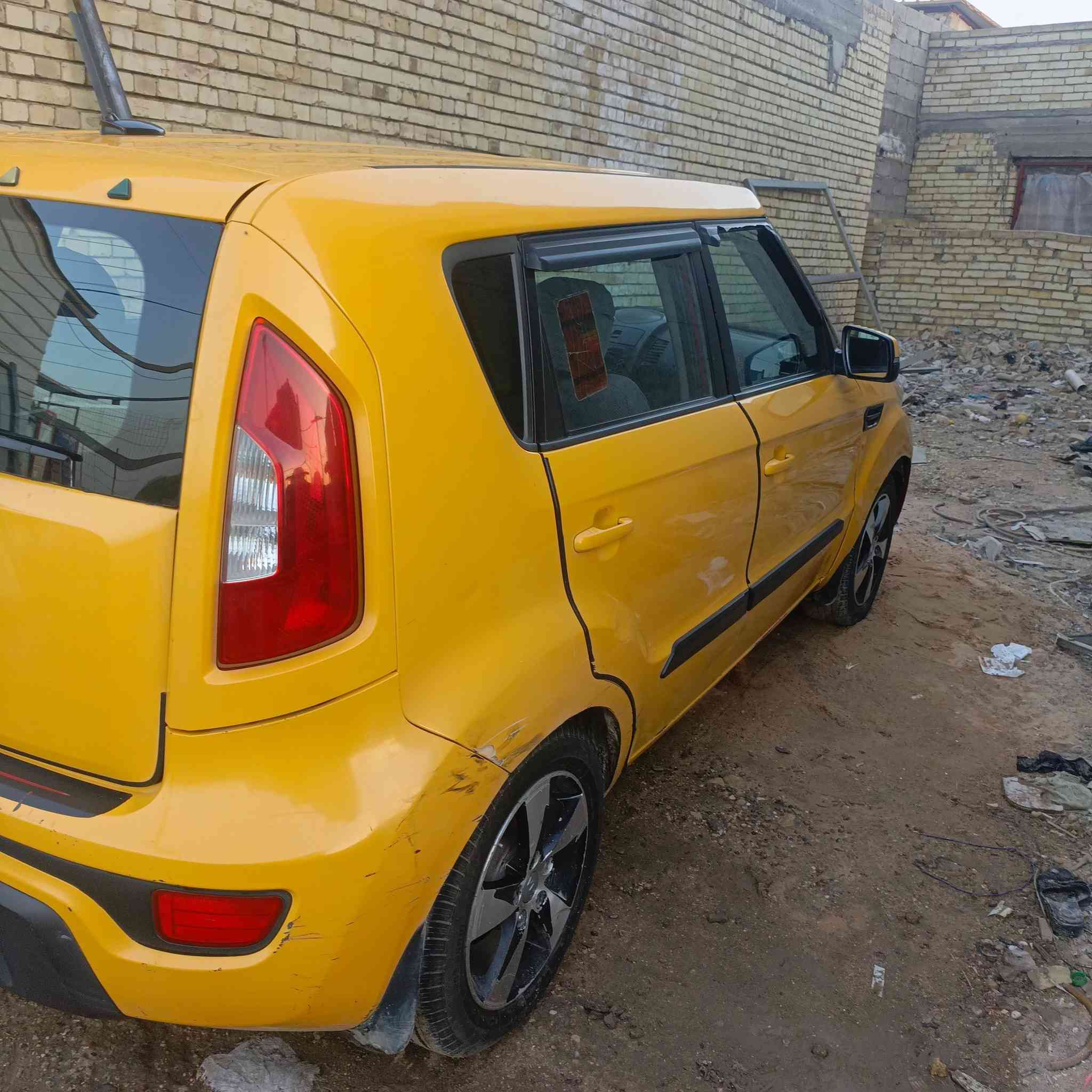 سياره صول ٢٠١٢ مكينه٢٠٠٠ دوش المرغوب بسمي هيه مصفره تبريد خير من الله  السعر ٧٤ ورقة وبيها مجال قليل  الاتصال على *********** يوجد واتساب مكاني بغداد الدوره
