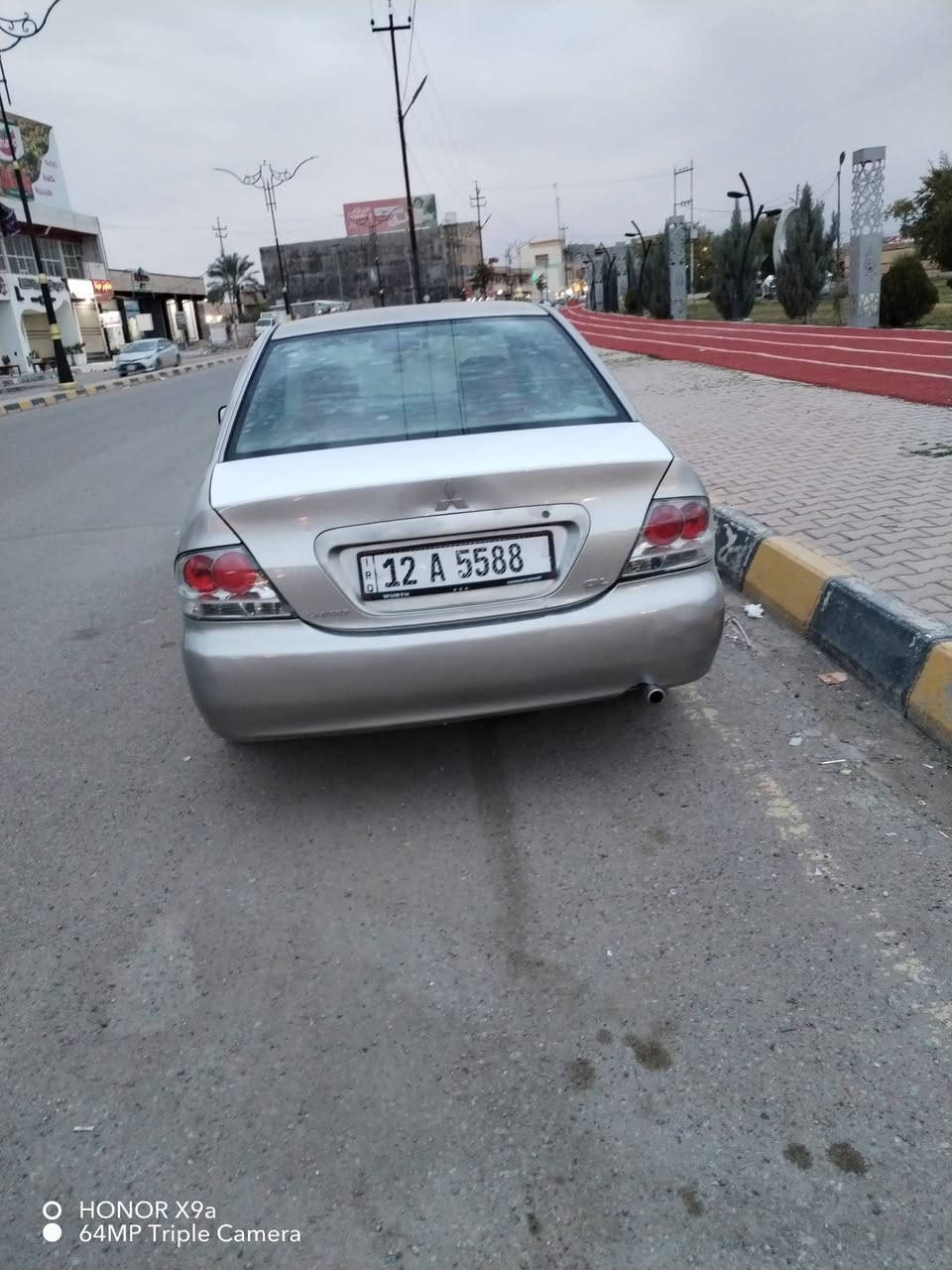 سلام عليكم البيع وبسعر مناسب 65 وبيه مجال  مسيبوشي 2005 كير وتماتيك بدون عيب محرك لا تبخير ولاتقيص صدر جديد تخم تاير جديد صبق بيها بنيد مرشوش بدون دواخل وقطعتين اني رشيتن أثر جلح رقم نينوى مميز  دولي هزه جديده القايت 27 سنوية القايت 30 تبريد شقال تدفيه شقاله سياره وضع شركة الكهربيات كله شقاله جوم كهربائي ربعتهن محرك 16 المرقوب سياره ماتحتاج مصرف مكان تكريت الديوم السعر 65 وبيه مجال رقم تلفون ***********
