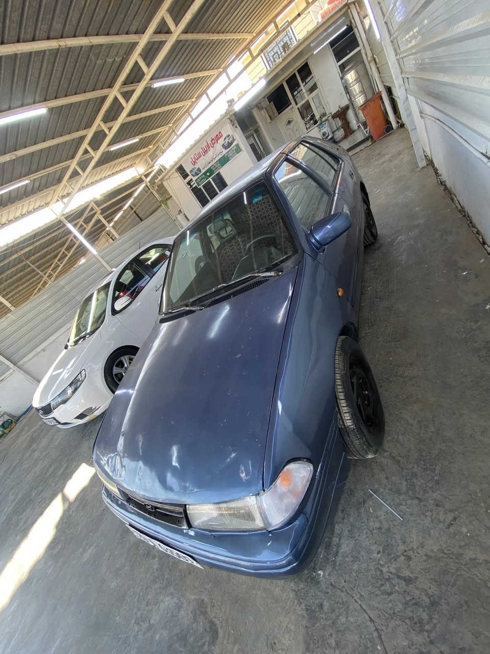 السلام عليكم 
للبيع 
الانترا 
موديل 94
رقم ديالى الانكليزي 
سنويه لل29 باسمي 
العنوان /واسط الصويرة 
ل تفاصيل اكثر الاتصال ع رقم الهاتف 
***********
غير متواجد ع الانترنت
