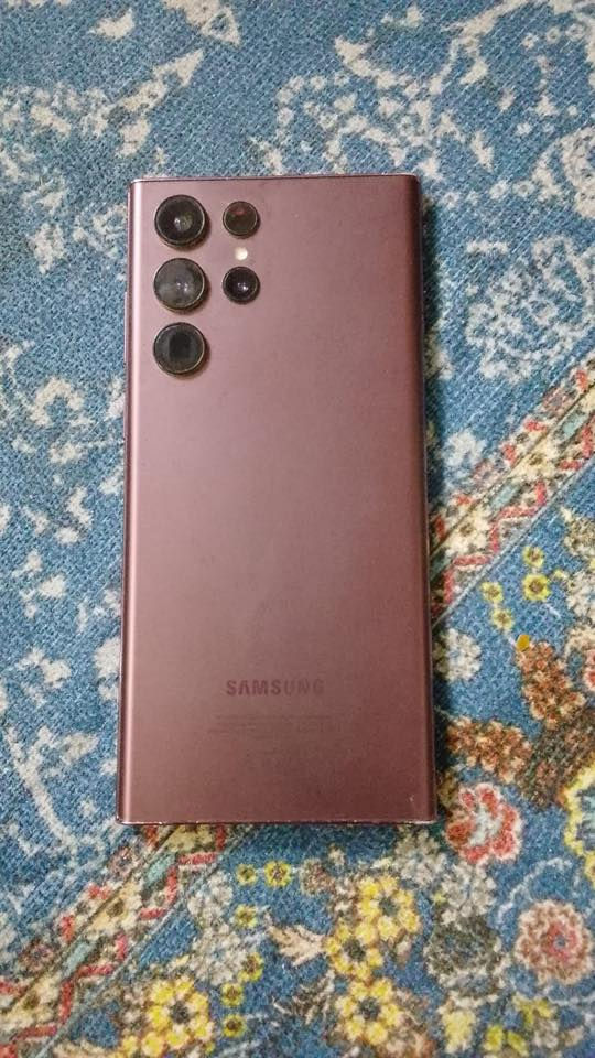 السلام عليكم أس 22 التر ببجي ٦٠ فريم+ذ ٢٥٦ مستخدم مال بيت الجهاز+ كارتونته موجوده+شاحنه هم موجوده نضيف مثل مموضح بل صوره مكاني بغداد اليرموك 
رقمي ***********
