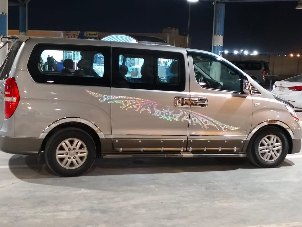 سلام عليكم ستاركس للبيع مسكر اصل كير اوتماتيك موديل 2012 رقم بصره الماني مشروع وطني سياره جاهزه السعر 170 وبيها مجال 
***********
