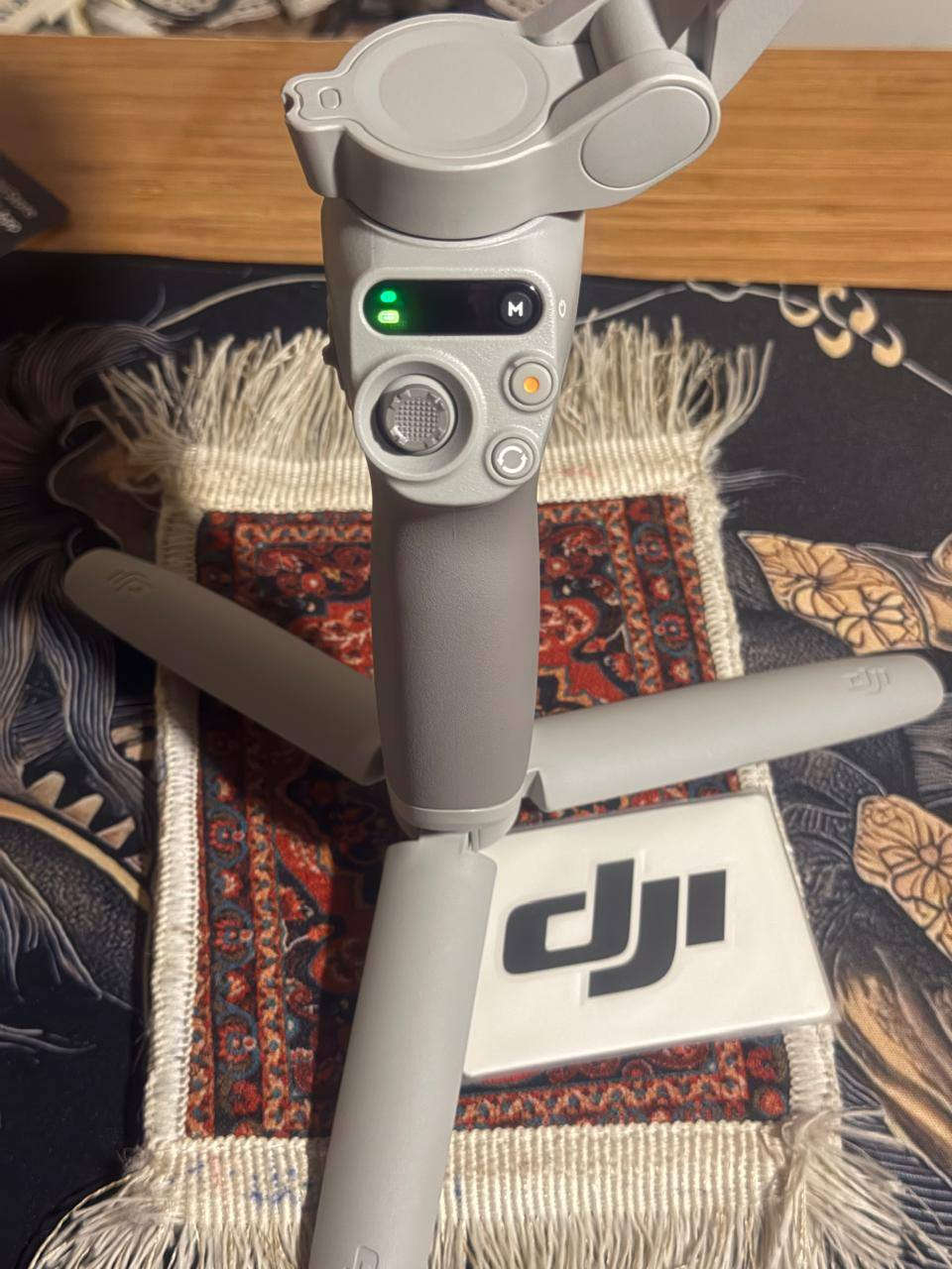 اوزمو dji فقط كاروتونة ضايعة جديد مامستخدم السعر 120 قفل اول تم


**إذا كنت صاحب هذا الإعلان وتريد حذفه لأي سبب، رجاءا أرسل رسالة إلى الدعم الفني**