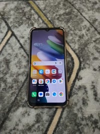 موبايل • ذاكرة 64