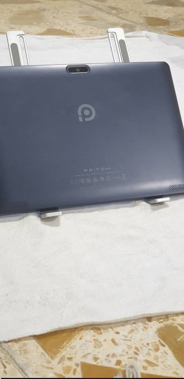 ايباد ....جديد امزووون 🥰
المواصفات اول صورة تكسير اسعار
السعر. .. 50 الف  فقط ..
تشغيل جميع البرامج والالعاب نظام اندرويد📱
يحتوي على منفذ Ram مع منفذ  سيم كارت
العنوان ....بغداد .... 
📱***********
