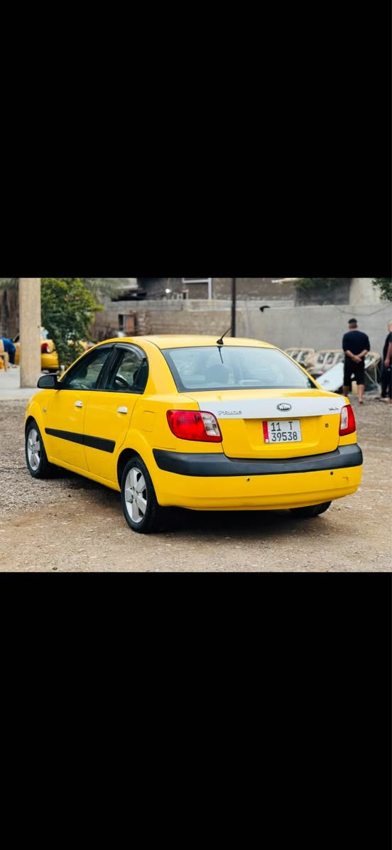 كيه برايد ٢٠٠٧ 
السياره كفاله عامه وكلش جديده 
رقم بغداد باسمي سنويه وهزه جديد 
مكينه كير صدر كله كفاله 
مكينه ١٦٠٠ 
كشنات تدفئه تبريد 
داخل لون ابيض 
سعر ٨٥ وبيه مجال بسيط 
مكاني بغداد جسر ديالى الجديد 
*********** بغداد, العراق
