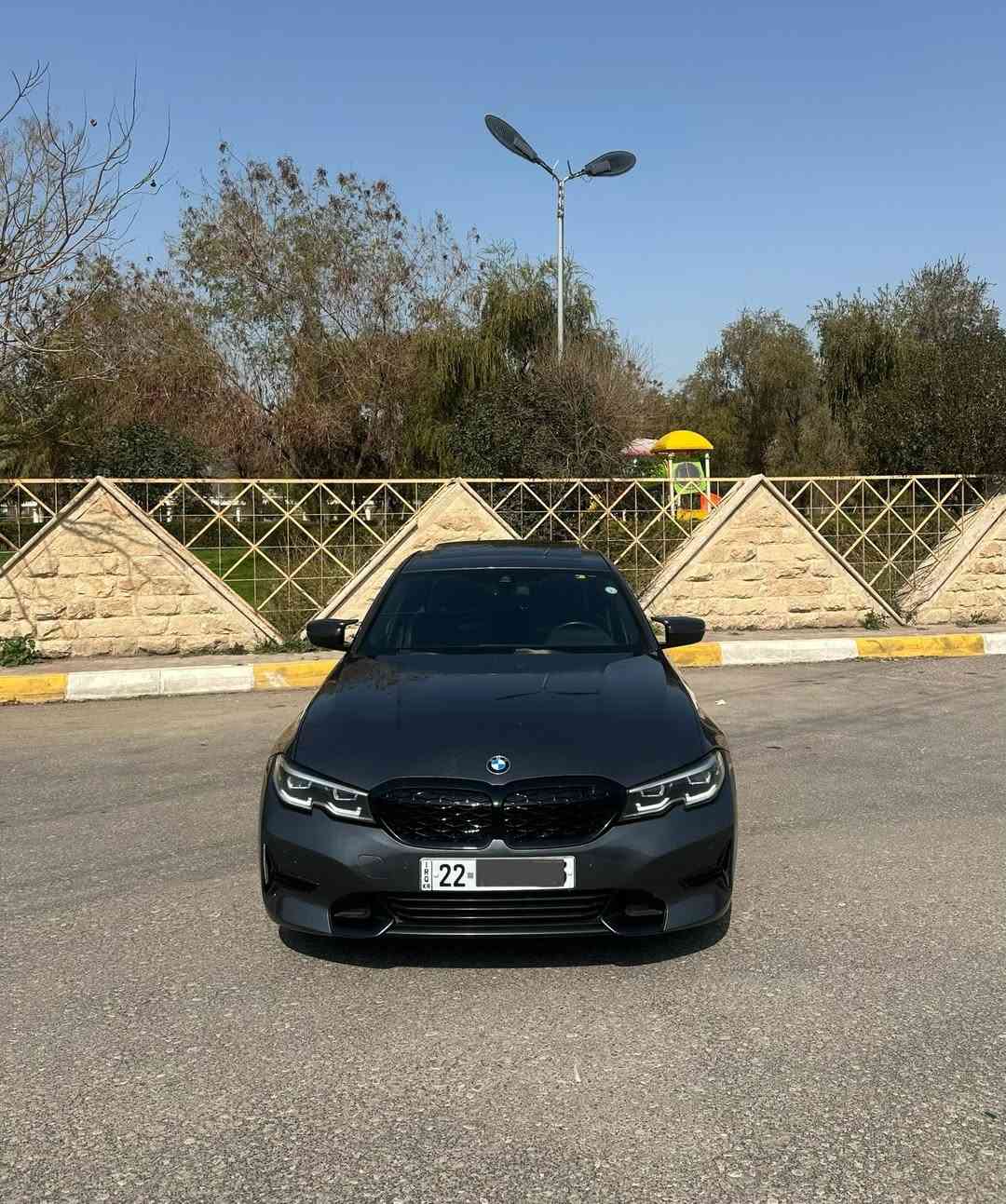 Bmw 330i 2021 Sdrive
فوول مواصفات ١/١ 

جملغ و ربع باب خلفي صبغ 

بدون دواخل بدون ايرباك 

بجم و خلف كبس 

ماشي ٤٣ الف 

سعره ٢٤٧ و بي مجال 

*********** واتساب تليفون
