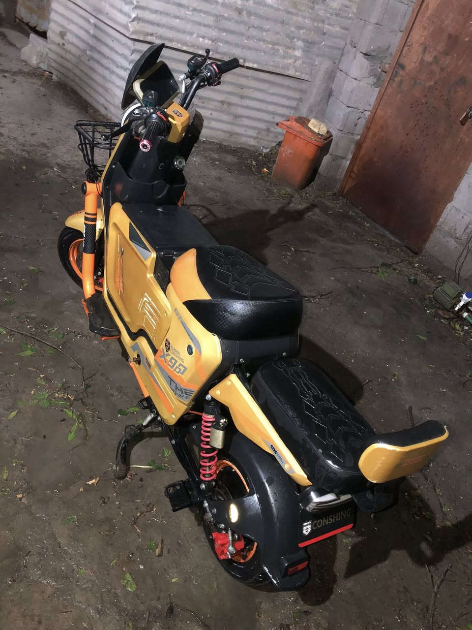 دراجة شحن x900 نضيفة استعمال رجال جبير بطاريات ضمان كاملة ما بيهة اي نقص سعر 550 وبيهة مجال واتساب *********** مكاني البصرة المعقل
