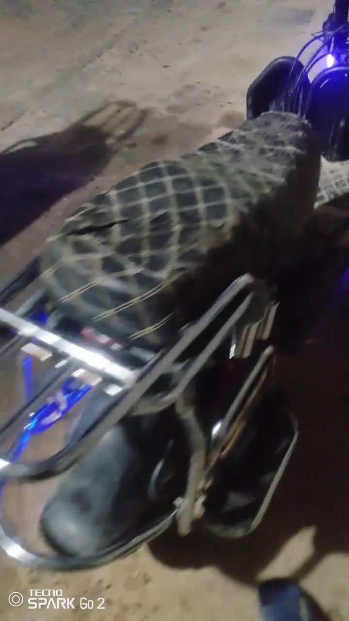 السلام عليكم موطور جبلي للبيع بدون بطاريات وسكليتر  المكان فلوجه حي جولان ومراوس بموطور ‏‪***********‬‏ السعر 200 و50بي مجال
