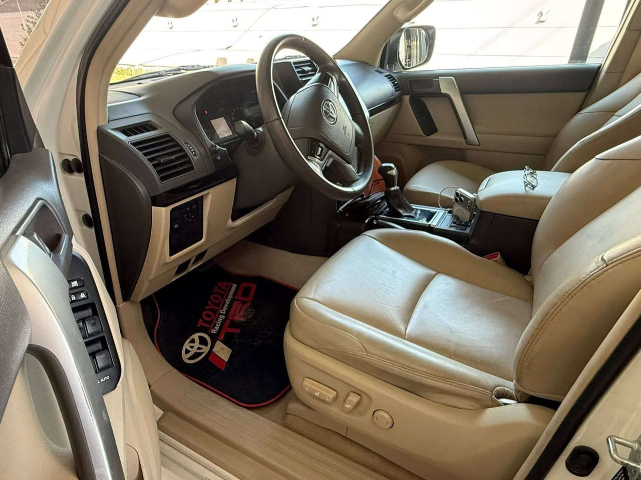 برادو ٢١مدنايت اديشنTXS ....SAS مكفوله ماشيه ٧٦ جديده جدا طخم إطارات مكان سياره بغداد رقم أربيل 
***********
