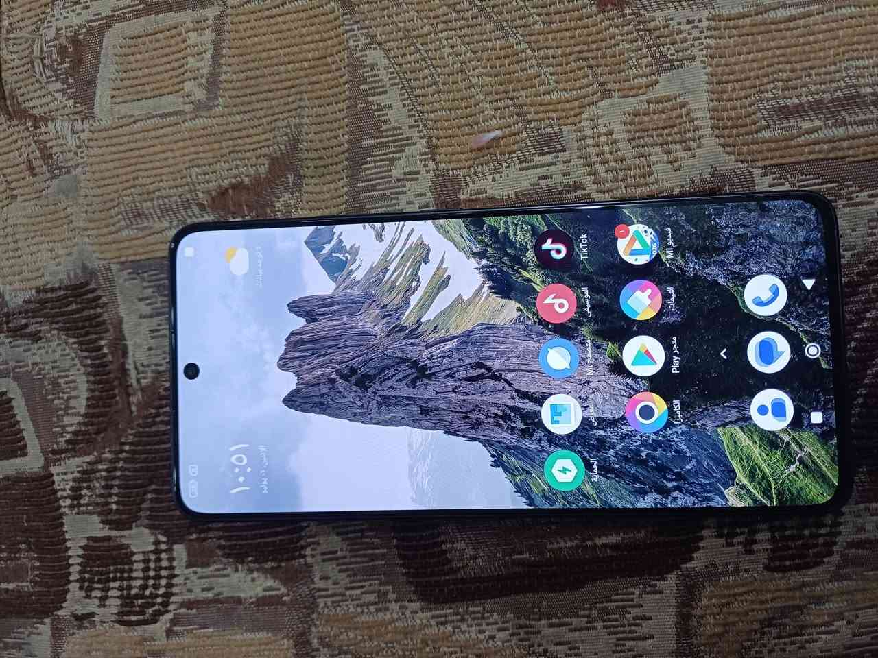 السلام عليكم موبايل للبيع POCO X6pro 5G جهاز نظيف حيل مستخدم قليل ذاكره 512 والتفاصيل على هذا الرقم***********
