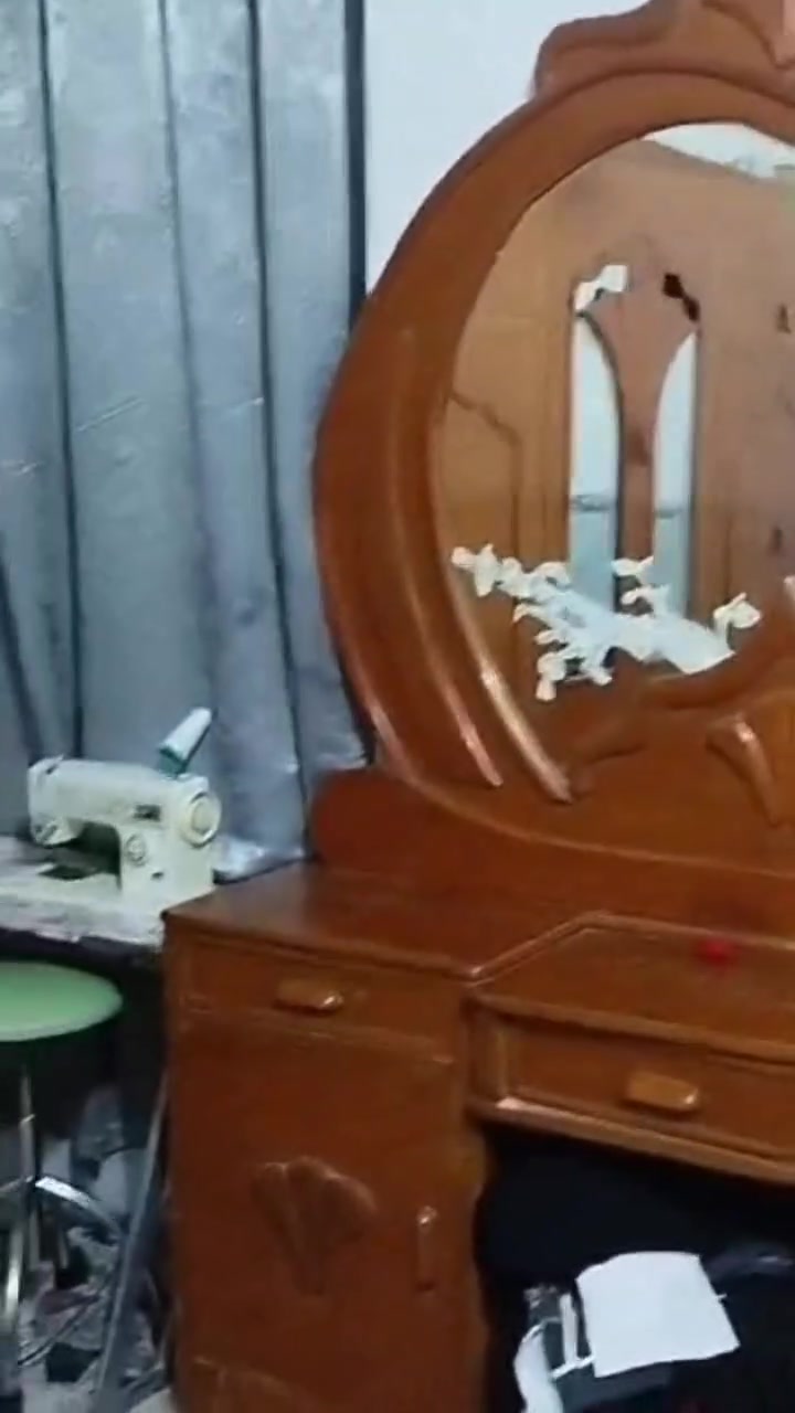 تخم كامل مناص اي شي السعر مليون وبي مجال المكان كراغول


**إذا كنت صاحب هذا الإعلان وتريد حذفه لأي سبب، رجاءا أرسل رسالة إلى الدعم الفني**