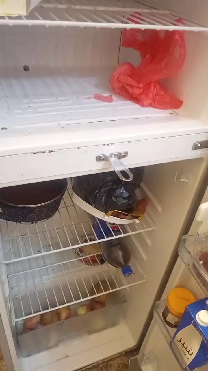 ثلاجه للبيع حجم وسط عنواني باب المعظم الفضل السعر ١٢٥ وبيه مجال


**إذا كنت صاحب هذا الإعلان وتريد حذفه لأي سبب، رجاءا أرسل رسالة إلى الدعم الفني**