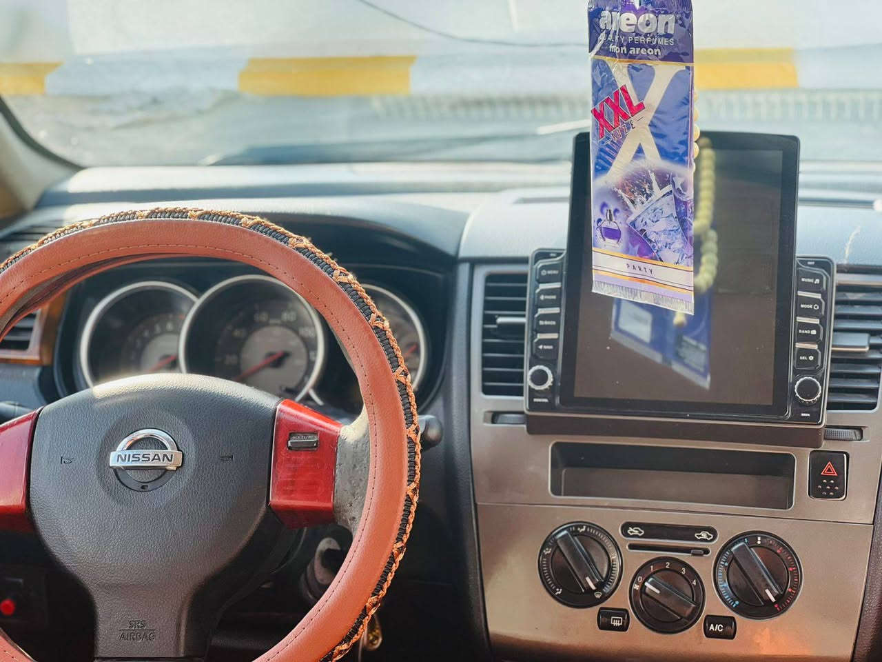 سلام عليكم/نيسان فيرسه
موديل 2007
جديده السياره مكان الانبار
السعر57 وبيها مجال
الرقم ***********
***********
