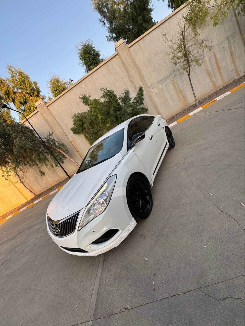 Honda Azira 
بێ رەقەم دوبەی بدون رقم دبی
مۆدیل ٢٠١٣
ساغ ساغ بێ موس بێ براوە 
دەبڵ گێر تۆماتیک عادی سپۆرت 
تەبرید سارد گەرم 
ناو خەنەی کوشن نیو جلد 
٣ پەردە بیلاد 
ڤۆلیۆم تحدید سرعە سیستم سیری 
سەیارەیەکی پاک و جوانە وەک بۆیاخ بۆیاخ عامە مەعجونی هەیە بەس موس و براوە بەشەرت 
گێر و مەکینە و کارەبایەتی هەموی مەزبوتە 
نرخی ٥٢ وەرەقەیە و کەمێک مامەڵەی تێدایە گۆرینەوەش دەکەم بە شتێک بە دڵم بێ 
ناونیشان هەولێر 
ژم*********** أربيل, العراق
