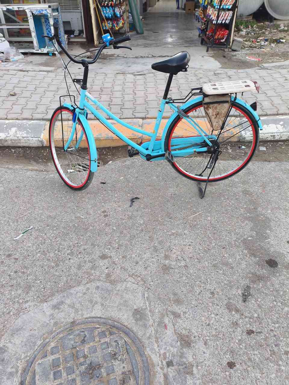 سلام عليكم بسكل نضيف بيدي مختم موديل 2019بسكل جديد كمال مكمل السعر 105وبي مجال  الرقم ***********
