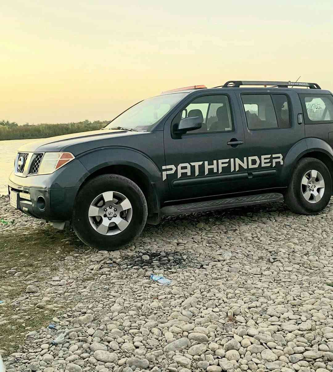 السلام عليكم
باثفايندر ٢٠٠٧ SLوارد امريكي رقم بغداد الدولي سنوية لسنة ٢٠٣٠كلين تايتل بدون اي حادث فقط جراد جاملغ وجزء بنيد فقط صبغ بدون معجون وعندي الفديو ثلاث قطع تبريد ثلج ماشيه ١٠٣ الف سيارة جديده وع ايدي من سنة ٢٠٠٩  استعمل دهن رافينول الاصلي كرسي كهرباء سكليتر وبريك كهرباء
صدر امامي وخلفي بلادي فقط تحتاج اذان اليسار للاستفسار الاتصال ع الرقم
واتس اب ***********
