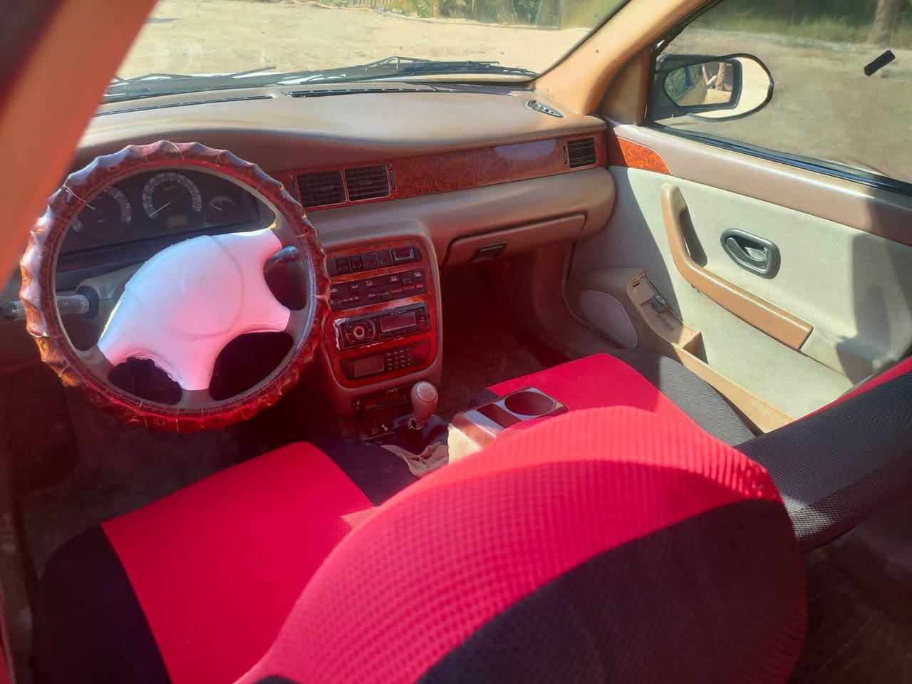 السلام عليكم سياره سمند موديل 2011 السياره كير مكينه مكفولات جاهزه الكشر شوفت عينك تخم تايرات كهربايه كله شغاله راقم احمر صدامي راعيه موجود بل ناصريه مكان السياره السماوه الرميثه السعر15 وبيه مجال سنويه نافذه ب2022 هاذه راقمي ***********
