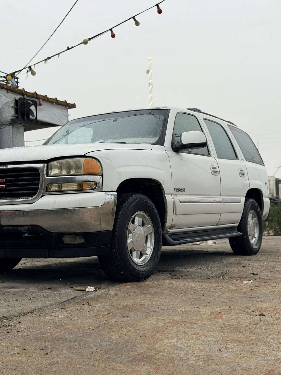 سلام عليكم سيارة بهبهان جمسي موديل 2000
سيارة نضيفة محرك جديد كير خير من اللّٰه سيارة جاهزة تبريد ثلج البصرة الهارثة
***********
