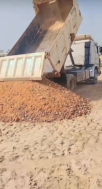 للبيع سبيس السعر60واصل محل فول نتصل وبل خدمه07873926762