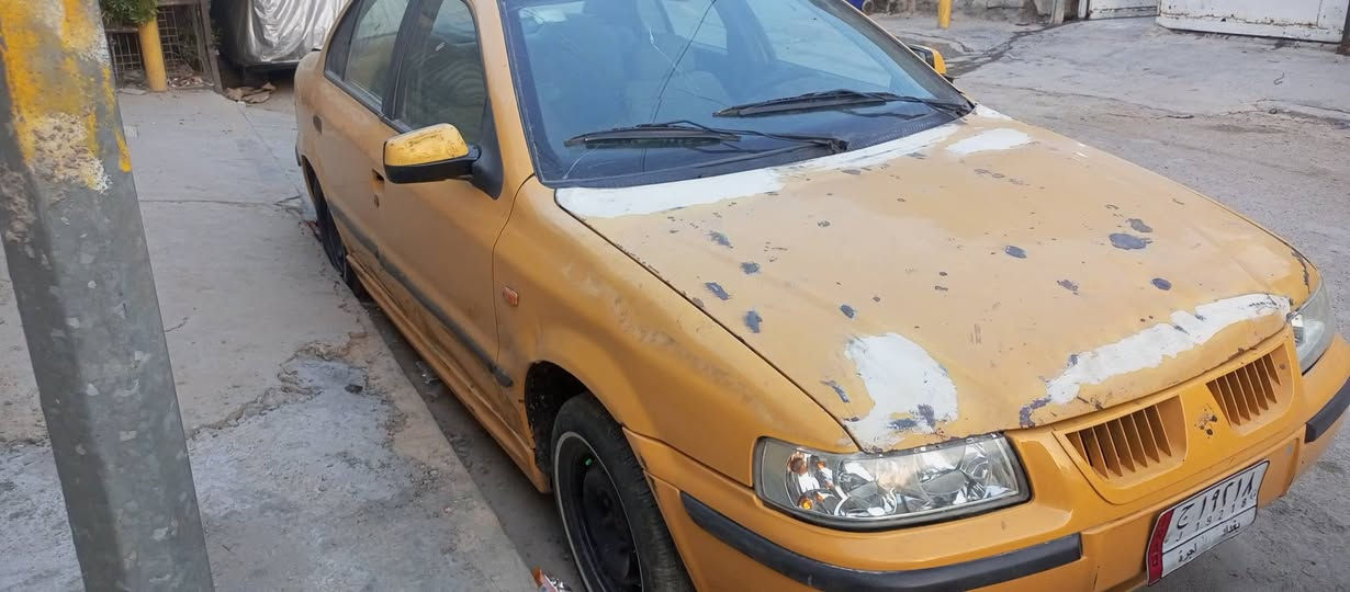 سلام عليكم شباب سمند موديل 10 سياره لاضربه ولاصبغ مكينه كازكيت بيهه كير مكفول تخم تاير نضيف تبريد شغال سياره فقط كازكيت بيهه سنويه28مصفره كامله السعر 18وبيه مجال بسيط العنوان بغداد هاي صورهه ليحب يتصل ***********
