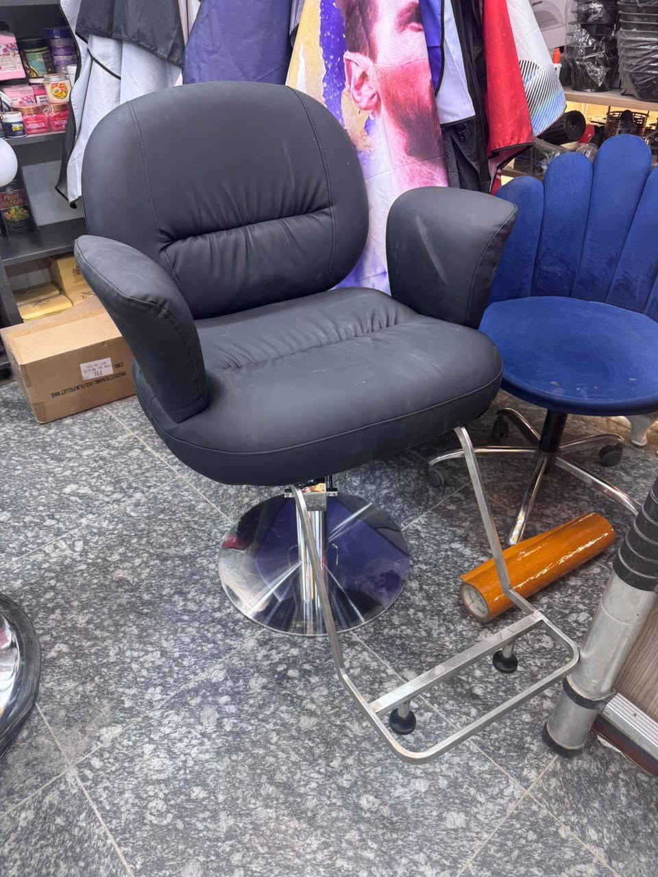 كراسي حلاقه قوه ومتانه 
للحجز والاستفسار خاص 
يوجد توصيل لجميع المحافظات 
تم توفير قسط مريح لجميع حاملي ماستر كارد الرافدين


**إذا كنت صاحب هذا الإعلان وتريد حذفه لأي سبب، رجاءا أرسل رسالة إلى الدعم الفني**