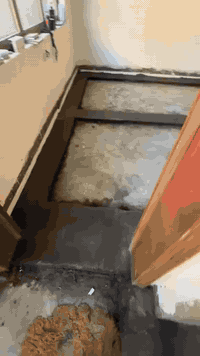 كادر متخصص بتصفير ارضيات سكريد السيراميك والبورسلاين 07717980453