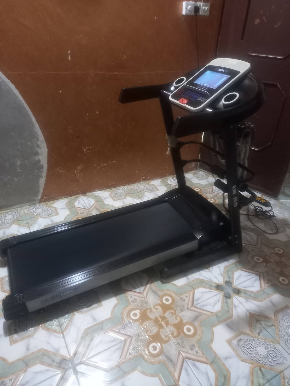جهاز جري يتحمل وزن 120كيلو بي جهاز خواصرومذوب الدهون بي قياس نبض القلب بي تحكم سرعه وكلشي شغال  السعر 200الف  عنواني البصره


**إذا كنت صاحب هذا الإعلان وتريد حذفه لأي سبب، رجاءا أرسل رسالة إلى الدعم الفني**