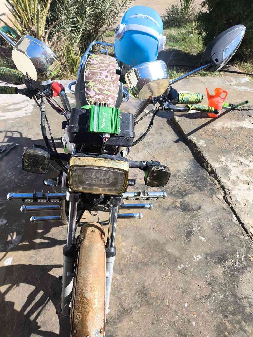 سلام عليكم دراجه خمسه كير نضيفه كدامك بل صوره مكان الكرمه صبيحات 0772 915 7195
