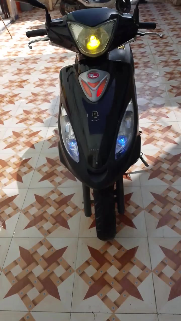 السلام عليكم دراجه كانكو البيع V2المديل2014السعر650 شغاله كهرباياتها مكاني الرفاعي


**إذا كنت صاحب هذا الإعلان وتريد حذفه لأي سبب، رجاءا أرسل رسالة إلى الدعم الفني**