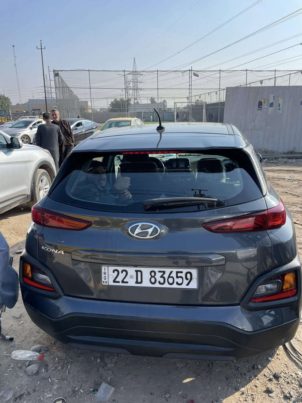 السلام عليكم هونداي كونا 2021 
محركها الفين دوش 
رقم اربيل بأسمي مو بأسم شركة 
شاشه ترحيب 
لد نهاري (LED) 
رادار توقف ذاتي 
مانع انزلاق 
وضعيتين قيادة نورمال وسبورت 
ومواصفات السياره المعروفة 
وارد امريكي حادثها موضح بالصور 
سعرها 145 ورقة 
للاستفسار 
***********
