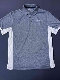 نايكي • مقاس M • غير مستخدمة