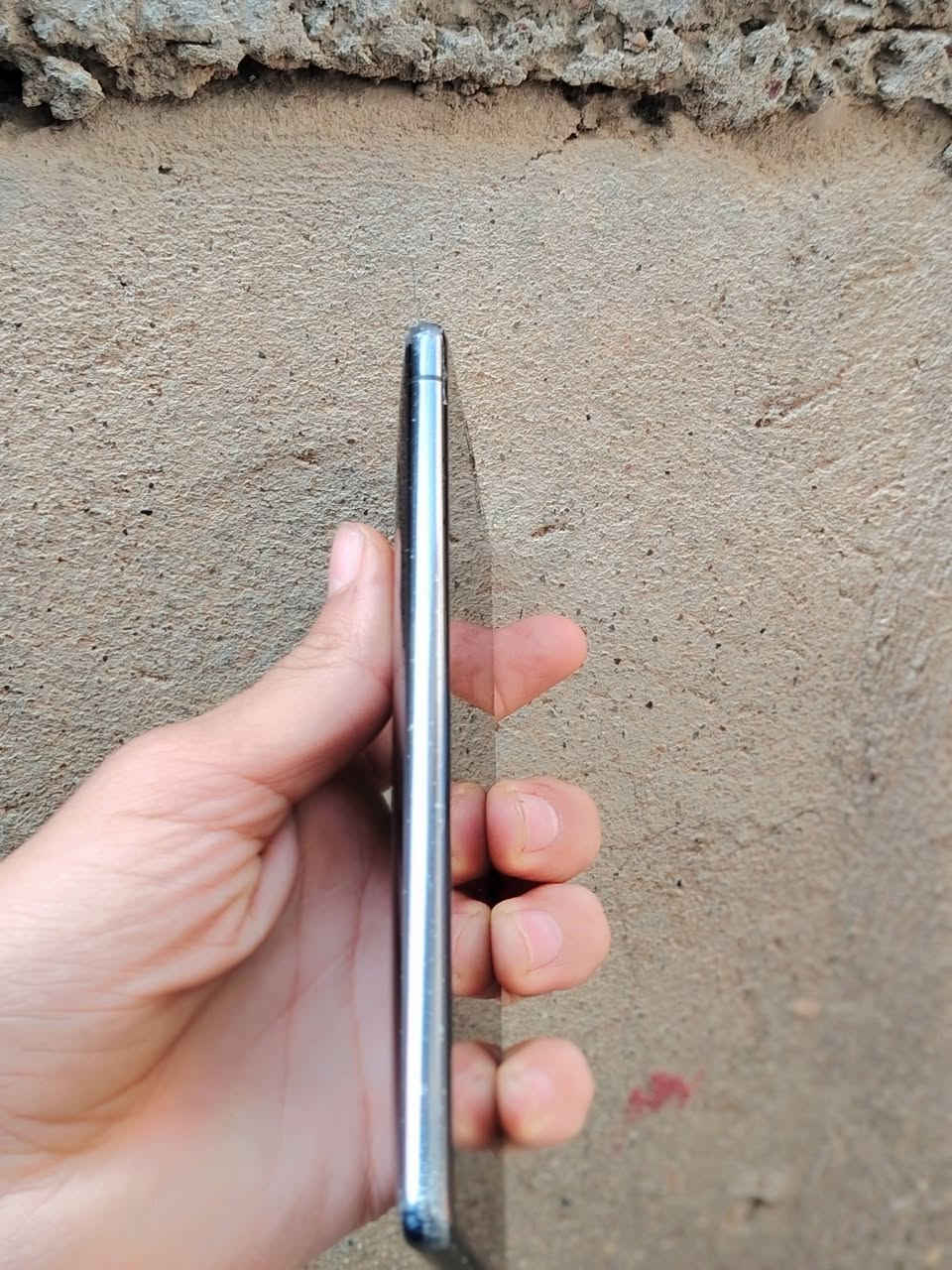 السلام عليكم موبايل للبيع سوني xz2 شغال اي عطل مابي فقط الشاشة مفطرة سعرة 60الف شراي تفضل خاص او تتصل *********** مكاني ديالى بعقوبة مدرسة الامين
