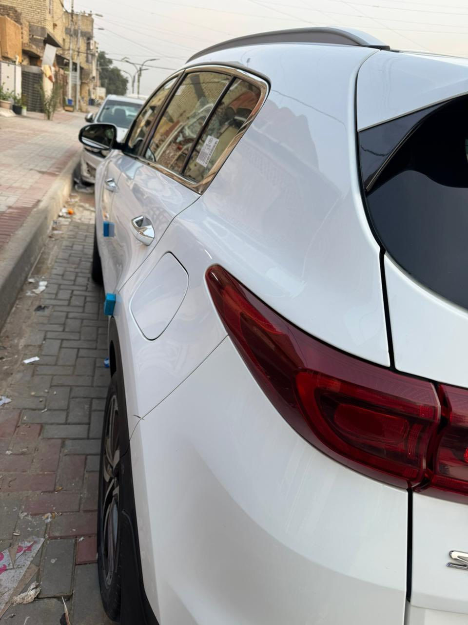 السلام عليكم سبورتج موديل 2019 خليجي بيها بنيد تبديل ماشيه 57 الف سياره جاهزه موصفات عاديه مكانها بغداد الغزاليه السعر 170 وبيها مجال هاتف ***********
