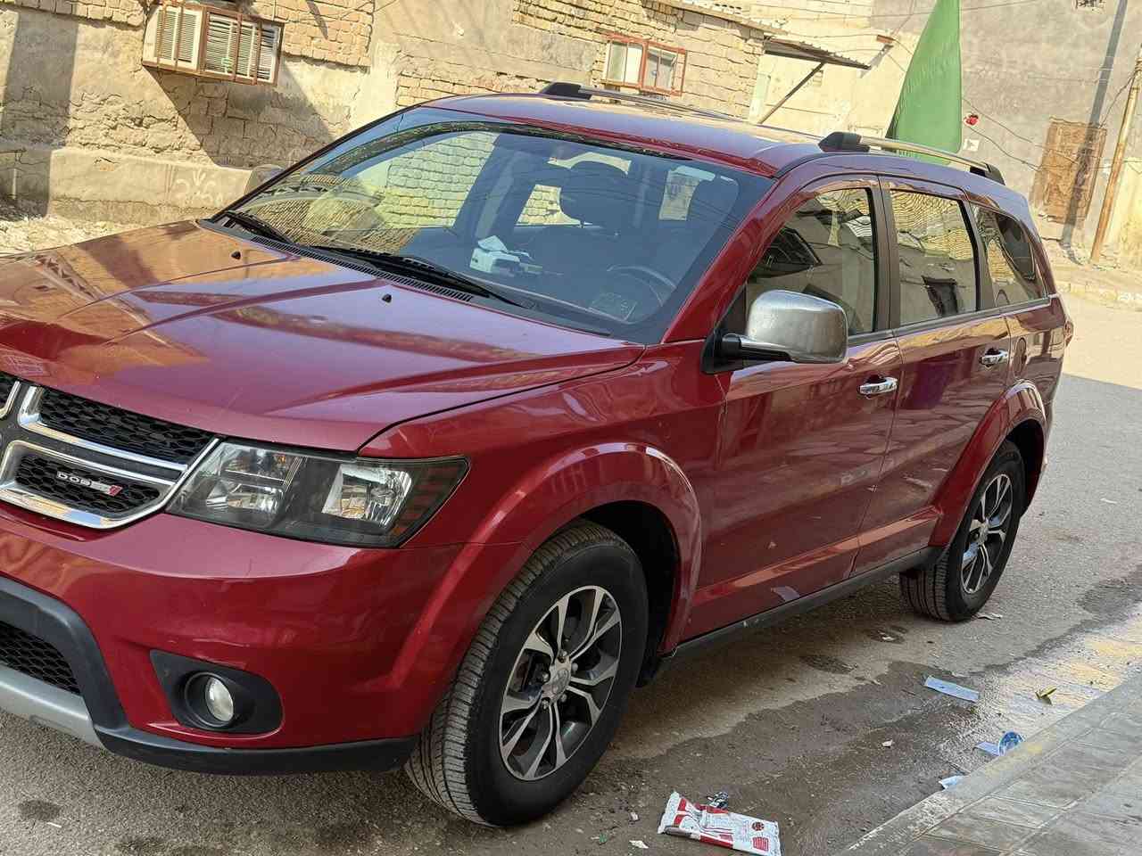 دوج جورني موديل 16
محرك 6 سلندر 
3 قطع تبريد 
7 راكب 
السعر 135 
مكاني ناصريه مركز 
تلفون ***********
