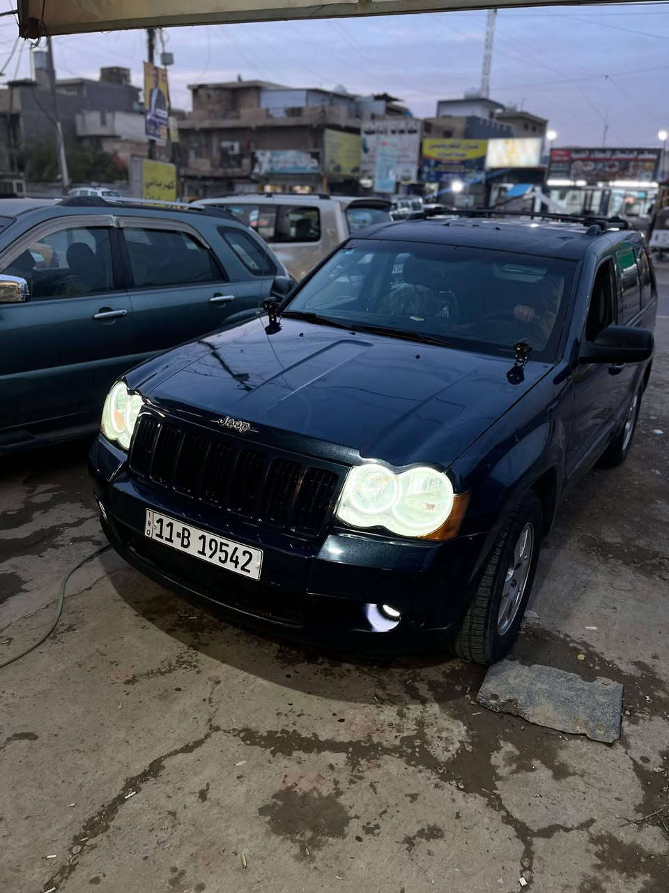 جيب 2009
كشن كهرباء 
بصمه
كروس سرعه
شاشة اعطال 
تبريد شغال
كير محرك خير من الله 
مصبوغه حزام 
حادثها جاملغ  وبنيد 
رقم بغداد الجديد 
تحويل مباشر 
مكان السياره الغزاليه 
االسعر ///78 وبيها مجال بسيط 
***********
