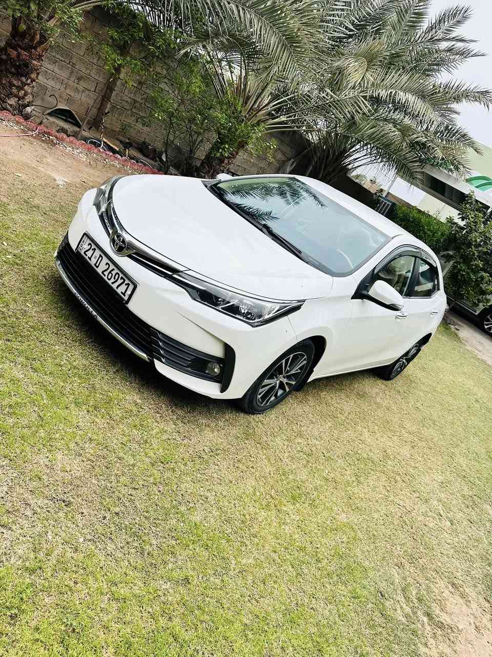 السلام عليكم.تيوتا كورلا خليجي ياباني اصل موديل 2017  مكفولة كفاله عامه سونارات اثنين مع المنشور مكينه 20 مواصفات تحكم ستيرن جهتين مانع انزلاق نضام سبورت ايكو حساس امامي وخلفي كاميرا شاشه كبيره اشاير بالمري  سيارة جديده شرط على وضع الشركه السعر 157 او بيها مجال للشراي مكان السياره ديالى المقداديه ***********
