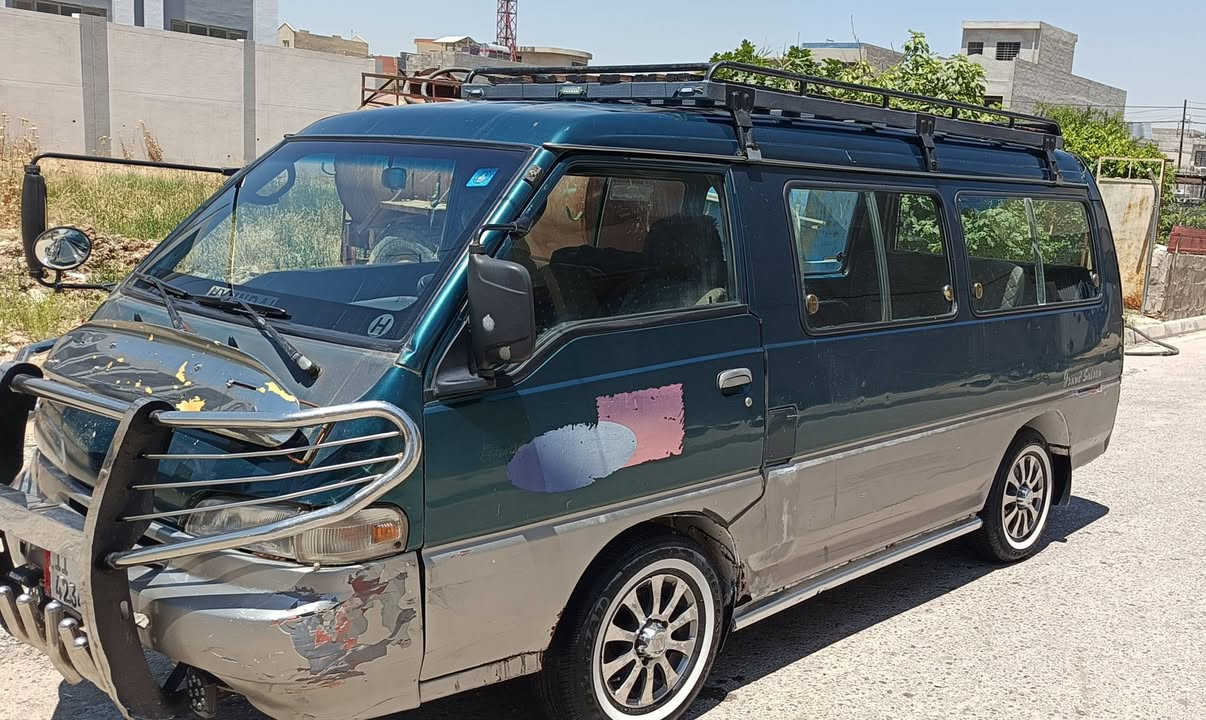 السلام عليكم
للبيع هونداي موديل 1995 رقم بغداد انكليزي 
بيها حصة كاز 
 الشرعي بالموصل شرط التحويل 
 هئية وغرامة مصفرة
المحرك بي اثر نفخ 
الاكسل والكير شرط النظافة 
جامات الامامية كهرب
تدفئة شغالة
الداخل نظيف + ارضية وكشنات مغلفة 
السعر 55 $
للتواصل والاستفسار  ***********
