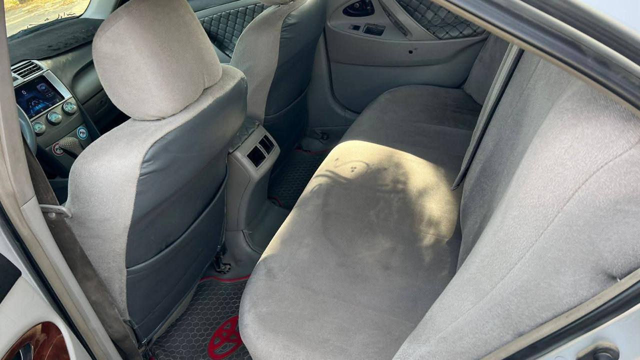 كامري لبيع اومرؤاس بكيا كادنزا
موديل ٢٠١١ وارد خليجي 
صبغ حزام فقط بدون ضربه 
محرك كير ممتاز 
صدر ١٠٠/١٠٠ 
رقم اربيل الرقم الجديد 
مكان السياره الأنبا الرمادي 
***********
السعر ١٠٥ وبيه مجال
