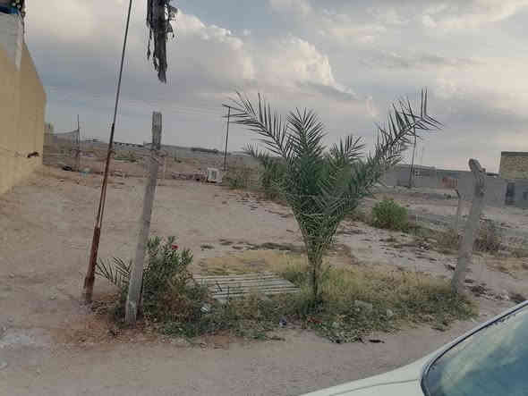 قطعه 200 متر عله طريق ياحسين عمود ٩١٥ داخل مجمع سكني تصلح حسينيه وتصلح دار سكن تبعد عن الحسينيات تقريبا ١٠٠ متر او ١٥٠ للاستفسار
***********
