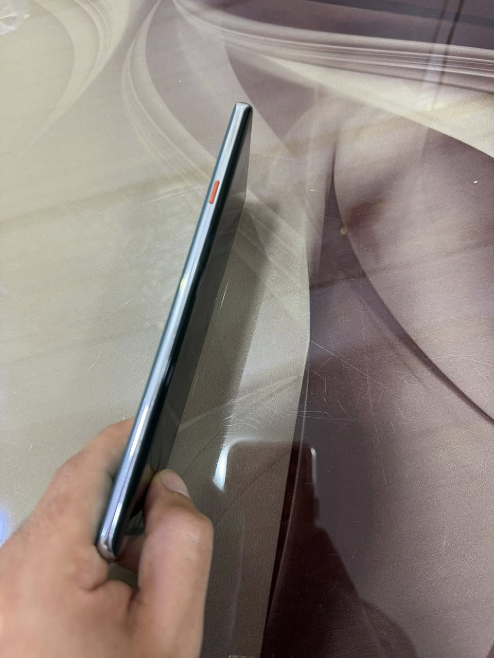 سلام عليكم تكنو كومون40 برو 5G ذاكره العشوائيه 12 يعني مو العادية 256 جهاز اخو الجديد مستخدمه كم مره السعر 325 وبي مجال مكان بغداد البياع .تلفون ***********

