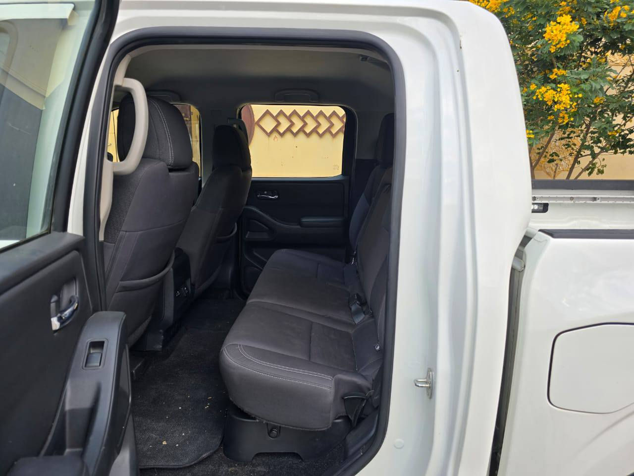 سیارة نیسان فرونتیر مواصفات SV .. قطعة واحد صبخ جاملغ .. باب سكن بارد .. مودیل 2022..رقم اربیل باسمي ..مكینة 6 سلندر .. قوة محرك 3.8.. سیارؤ ماشي 58000mil.. 
رقم صاحب *********** كركوك, العراق
