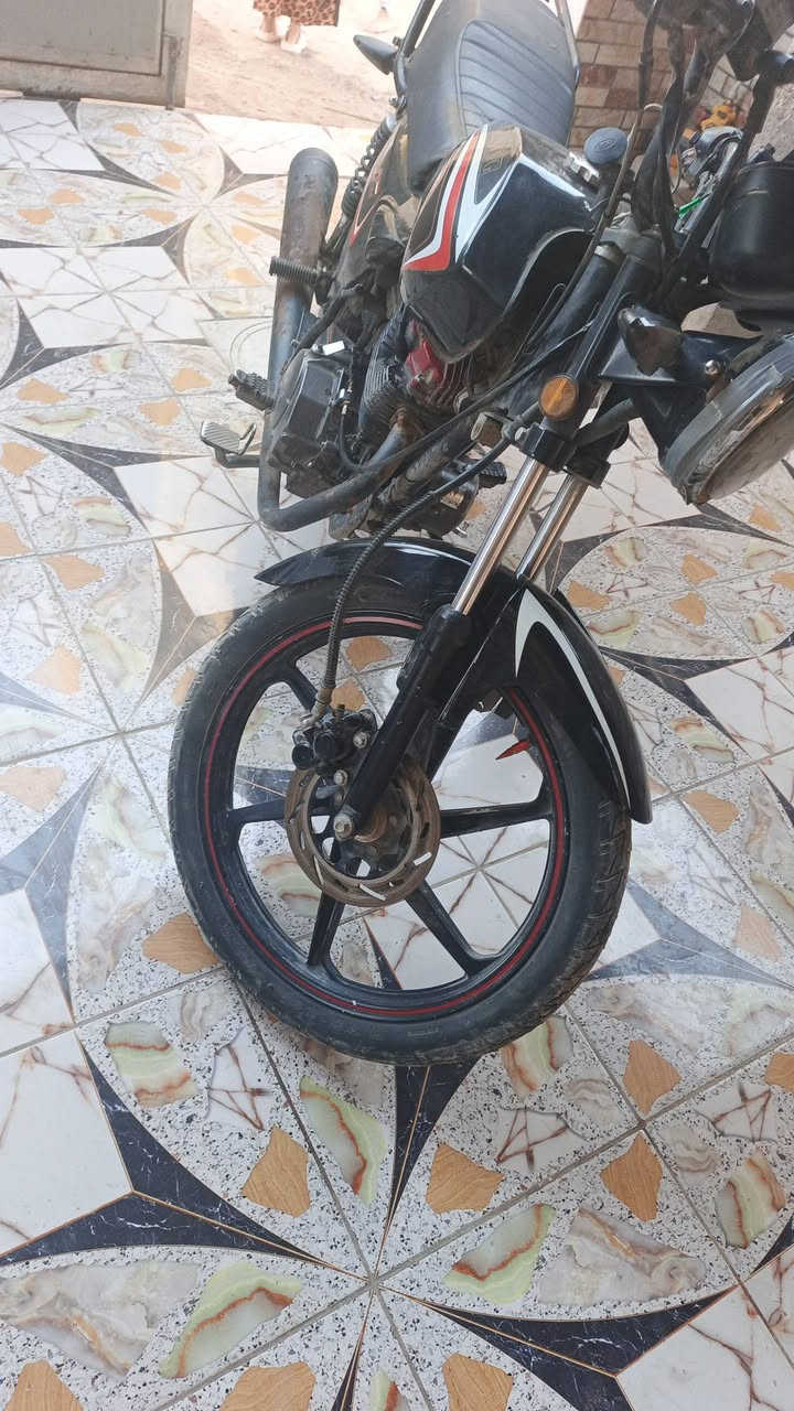 سلام عليكم دراجه شاينك رقم وسنويه مديل 23شهر 11 السعر 900وبيها مجال  مكان كربلاء الحر  ***********
