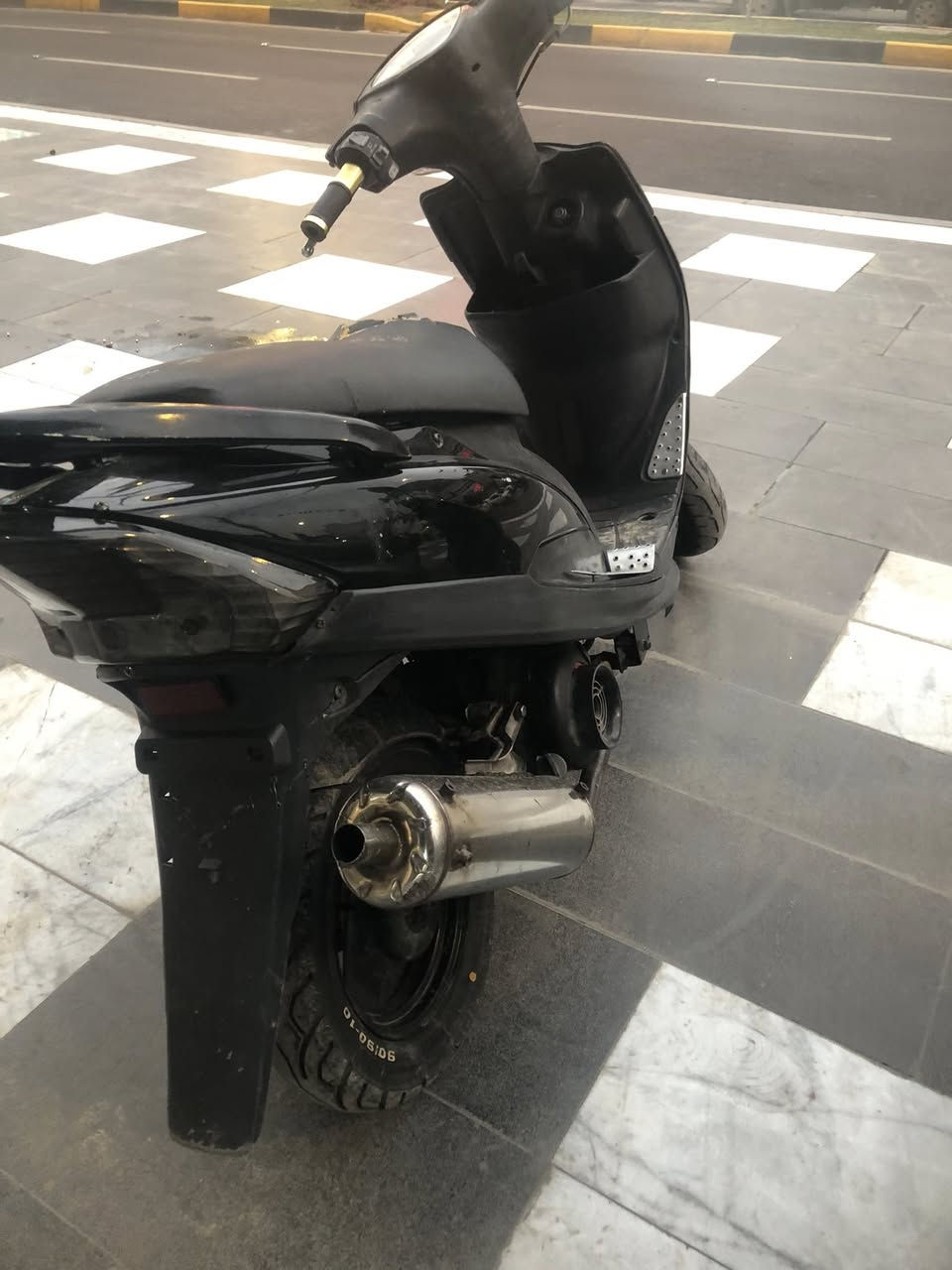 عدله ٥٥ شلعه ومحرك مكفول الاتبخير لا تنقيص السعر ٥٥٠ بيها مجال قليل بغداد


**إذا كنت صاحب هذا الإعلان وتريد حذفه لأي سبب، رجاءا أرسل رسالة إلى الدعم الفني**