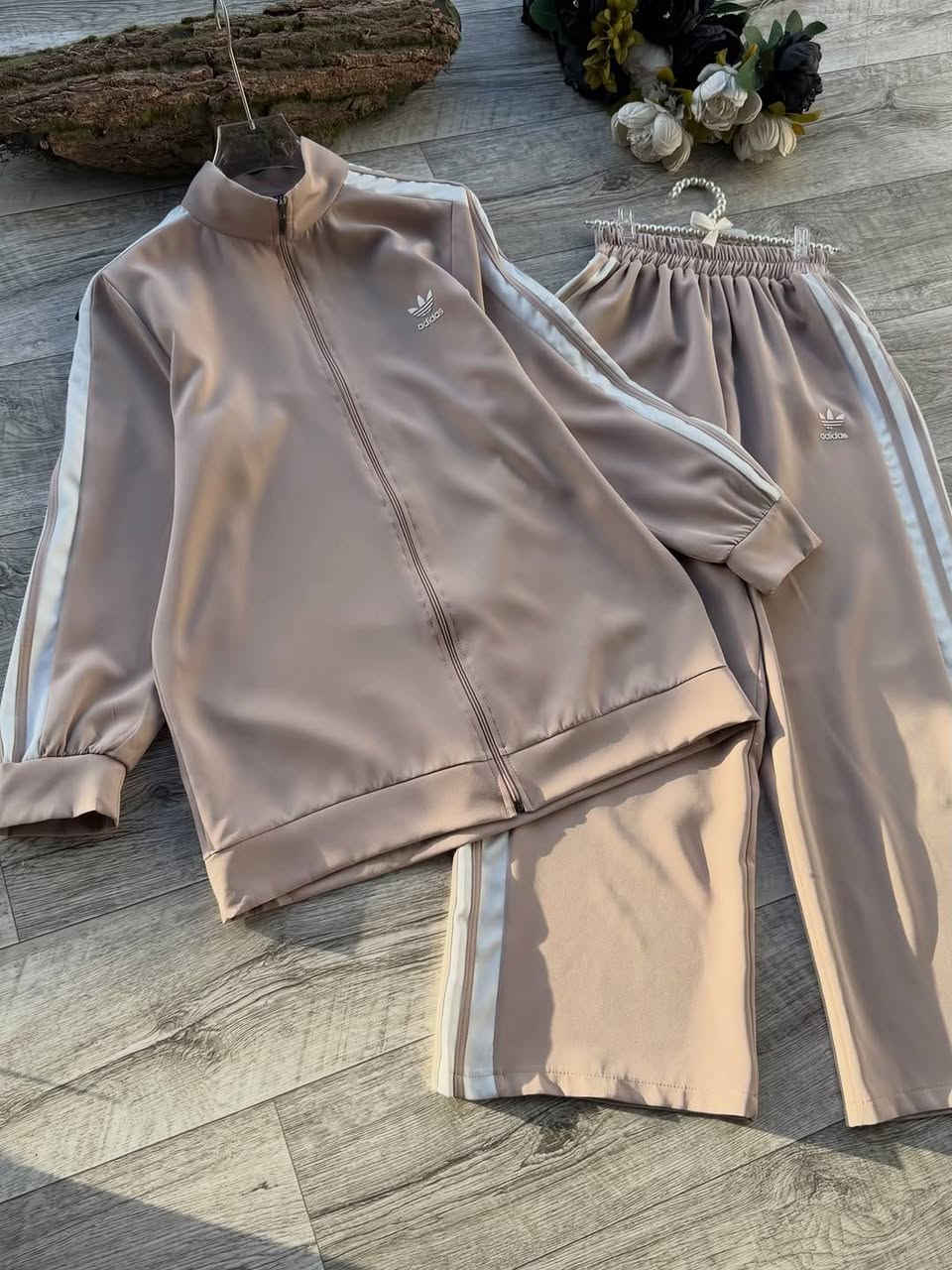 ((إِنَّ هَٰذَا لَرِزْقُنَا مَا لَهُ مِن نَّفَادٍ))🌸
🌸 سوت نسائي رياضي 👍 😍👍
#السسسعر__28ألف ___  ____
#القياسات__40_42_44_46_48
الخامه تركي  الاصلي
#يوجد خدمه توصيل الفين دينار داخل قضاء المسيب 
توصيل محافظات 6الاف كافة المحافظات العراقية 
توصييييل الباب بيتكك ويدللون علينه الطيبين


**إذا كنت صاحب هذا الإعلان وتريد حذفه لأي سبب، رجاءا أرسل رسالة إلى الدعم الفني**