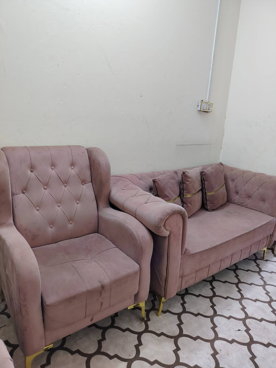 تخم 7 مقاعد سعرة 250 وبي مجال بسيط


**إذا كنت صاحب هذا الإعلان وتريد حذفه لأي سبب، رجاءا أرسل رسالة إلى الدعم الفني**